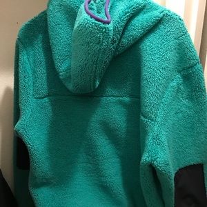 North face fluffy jacket